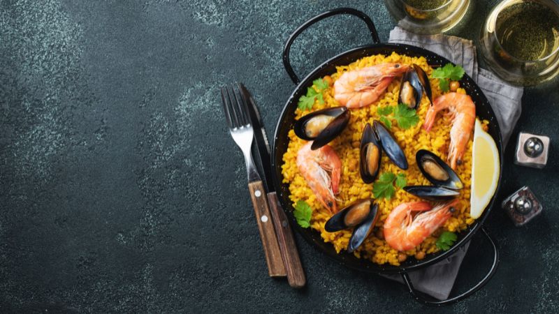 image of sea food paella