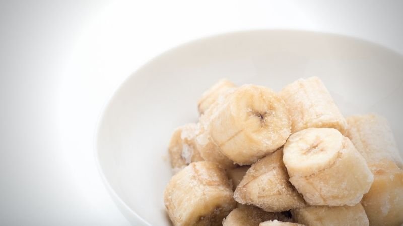 closed up image of frozen banana slices