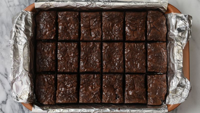 image of 12 small brownies