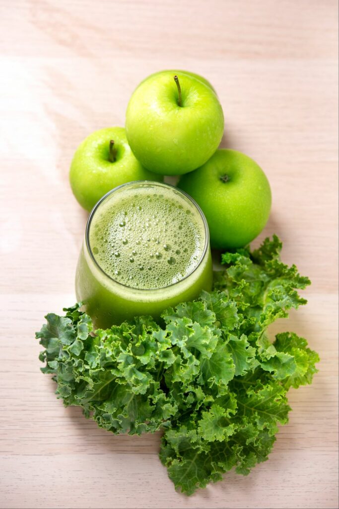 Kale and Apple Detox Smoothie